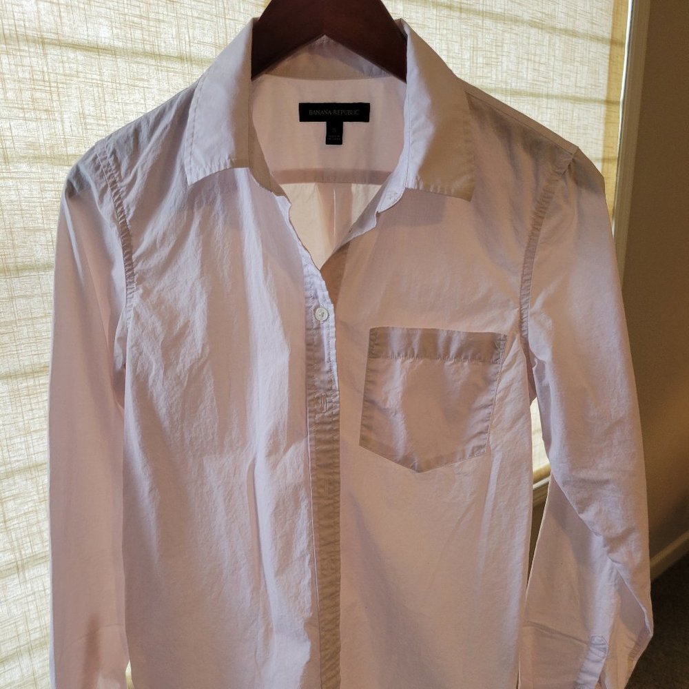 Banana Republic Button Down Shirt